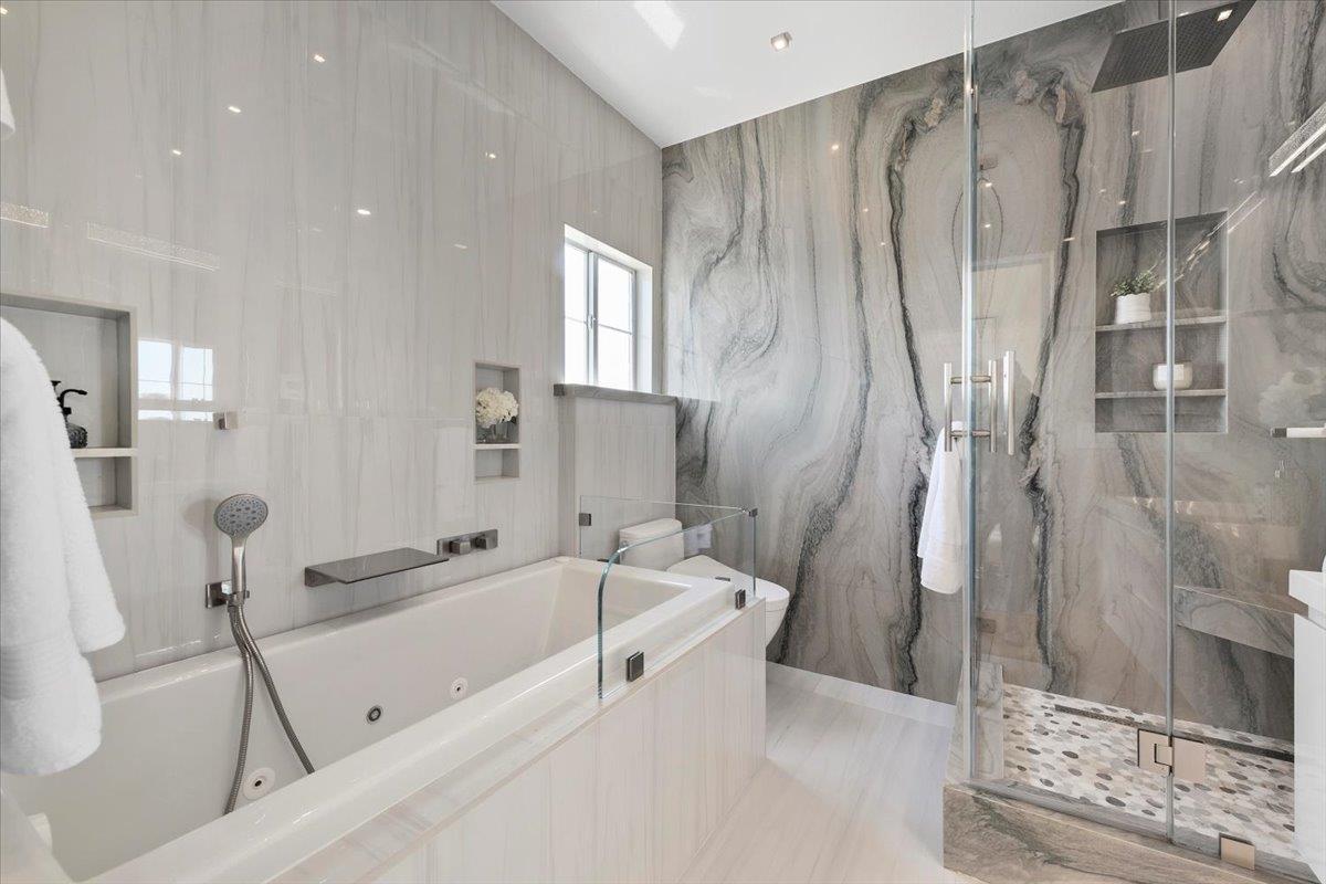 14 Arroyo View Circle