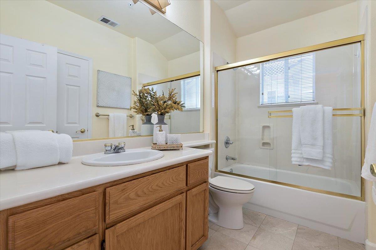 14 Arroyo View Circle