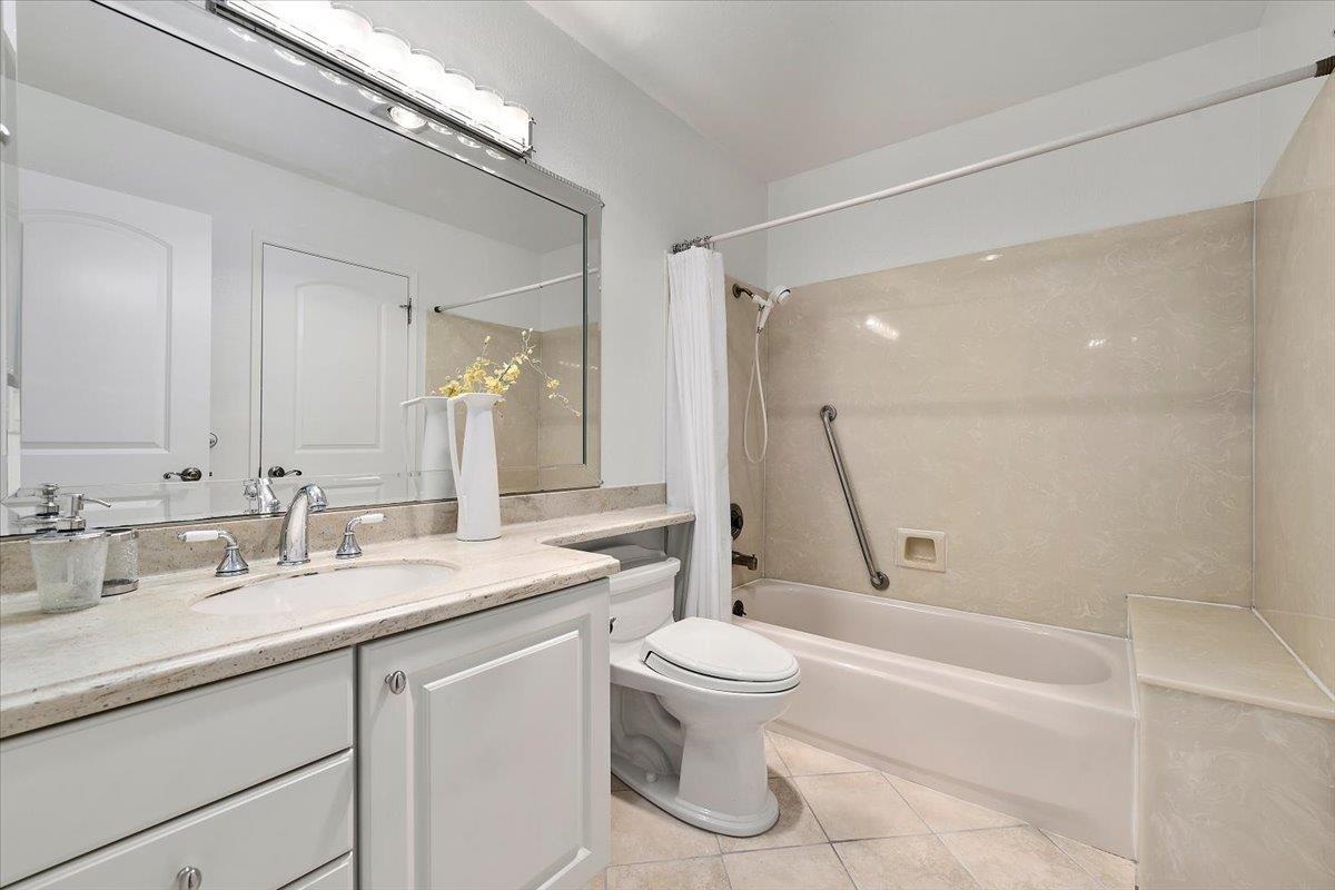 840 Sea Spray Lane 109