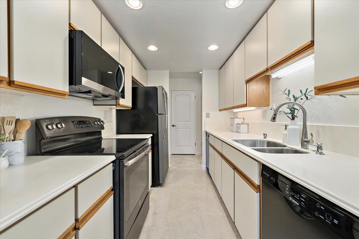 840 Sea Spray Lane 109