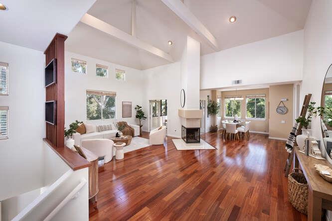 808 Lakeshore Drive