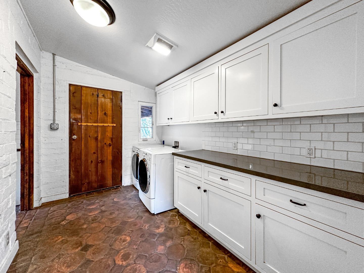 19532 Natoma Oaks Lane