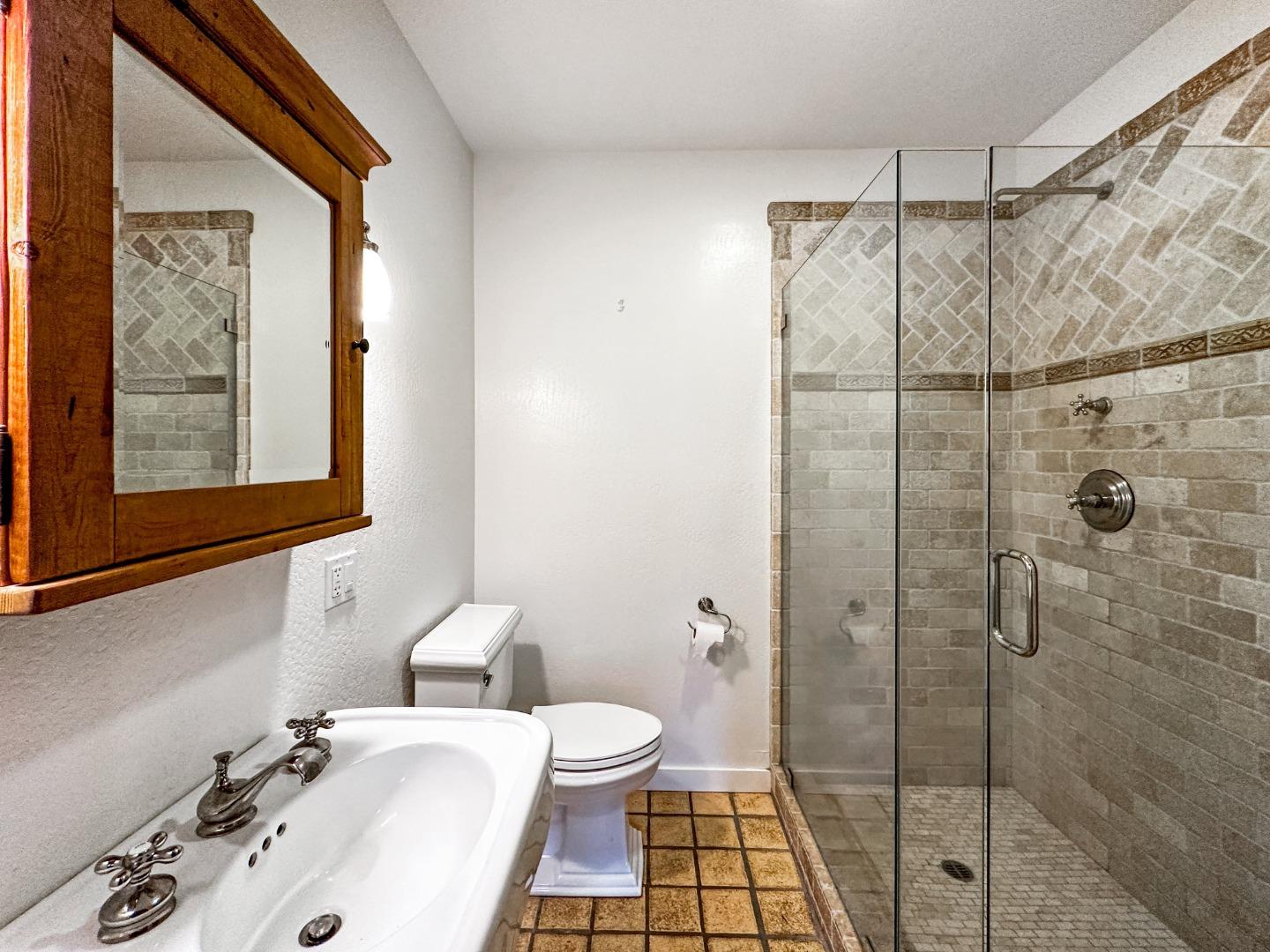 19532 Natoma Oaks Lane