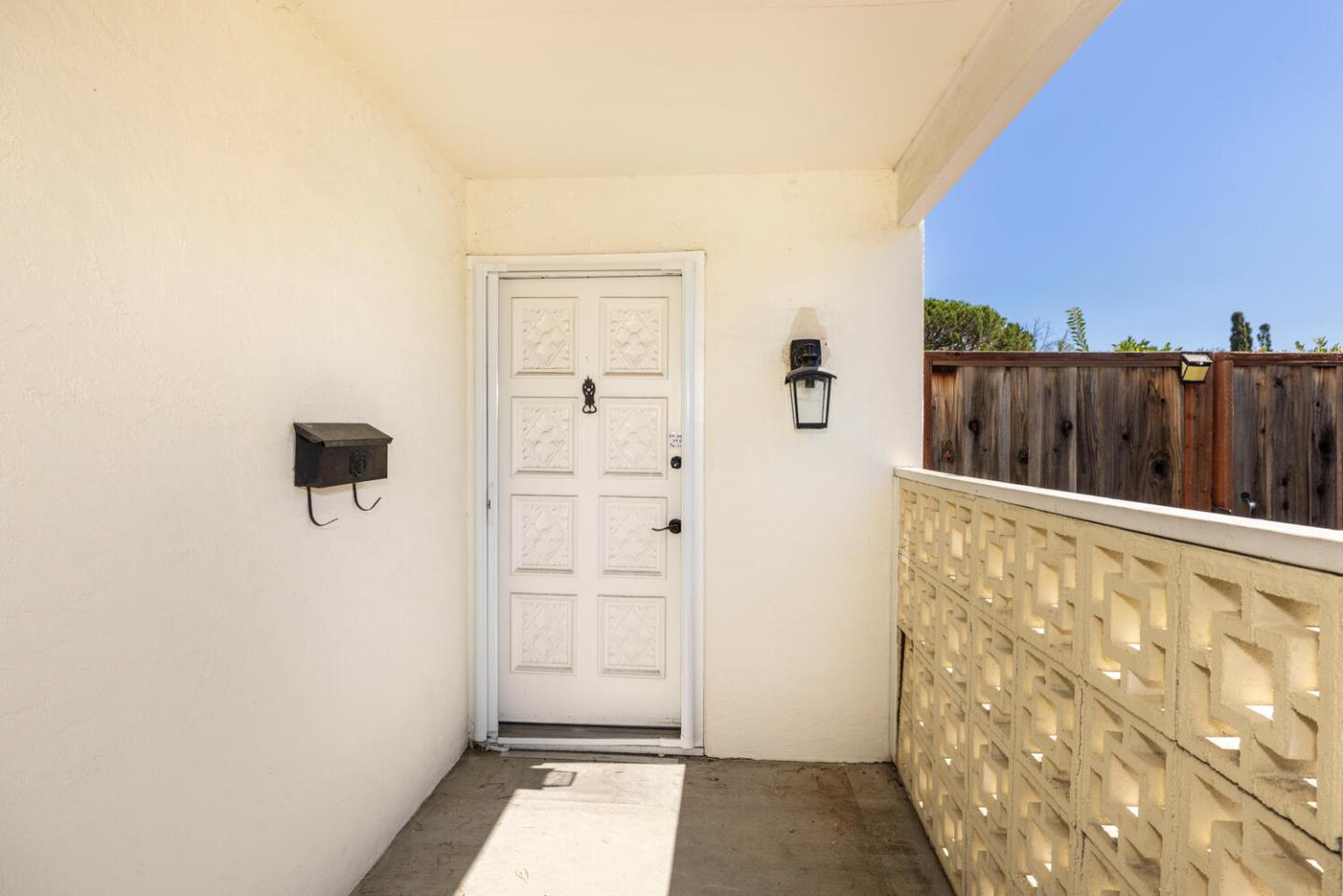 327 Chesapeake Avenue