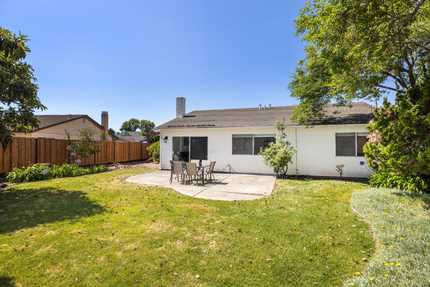 327 Chesapeake Avenue