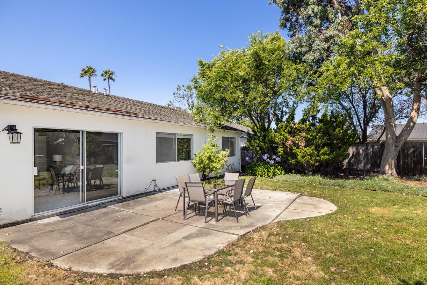 327 Chesapeake Avenue