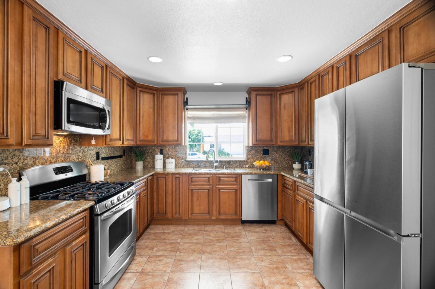 3006 Warrington Avenue