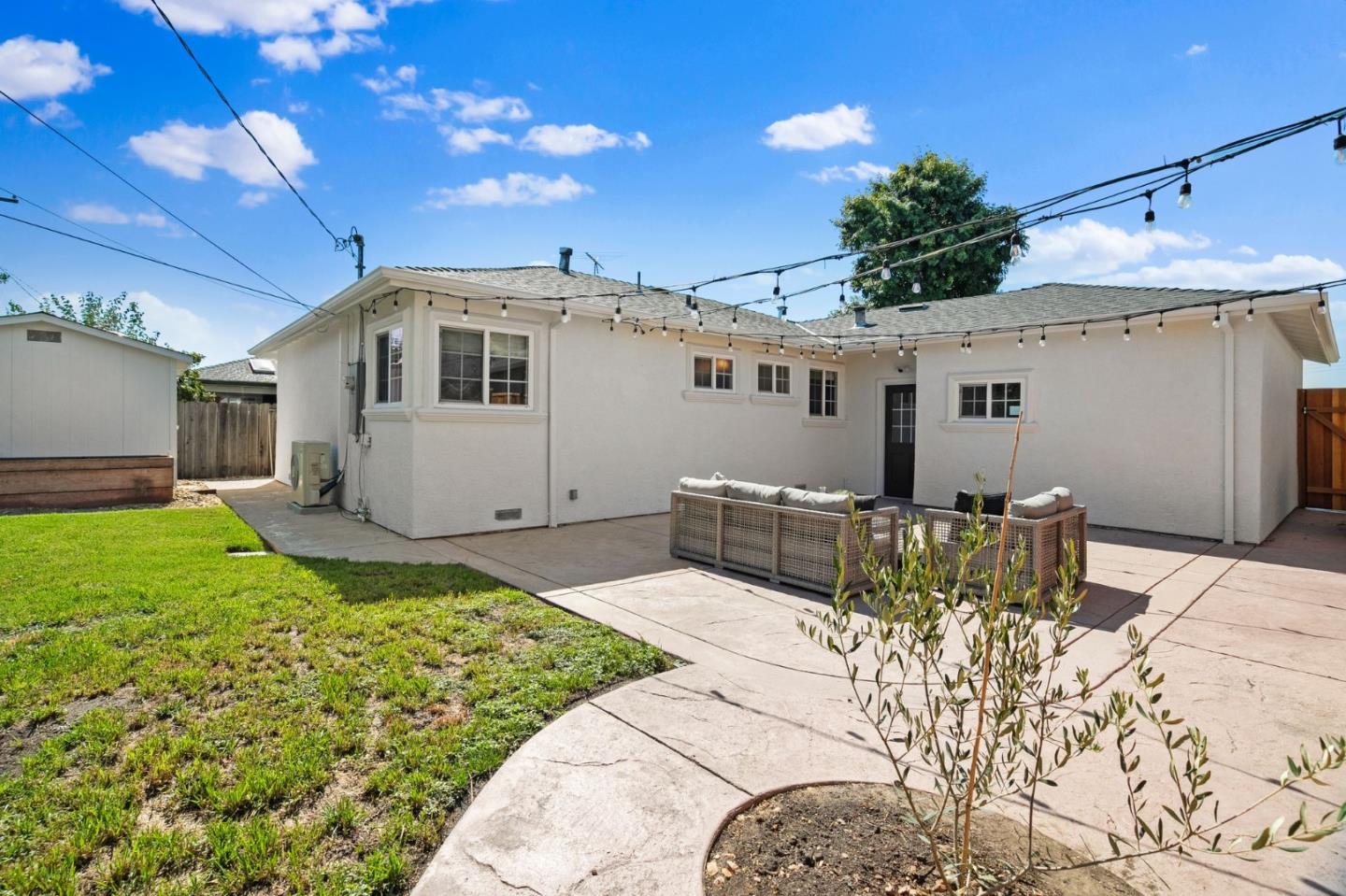 3006 Warrington Avenue