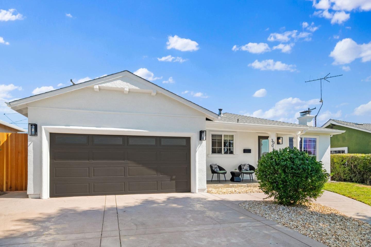 3006 Warrington Avenue