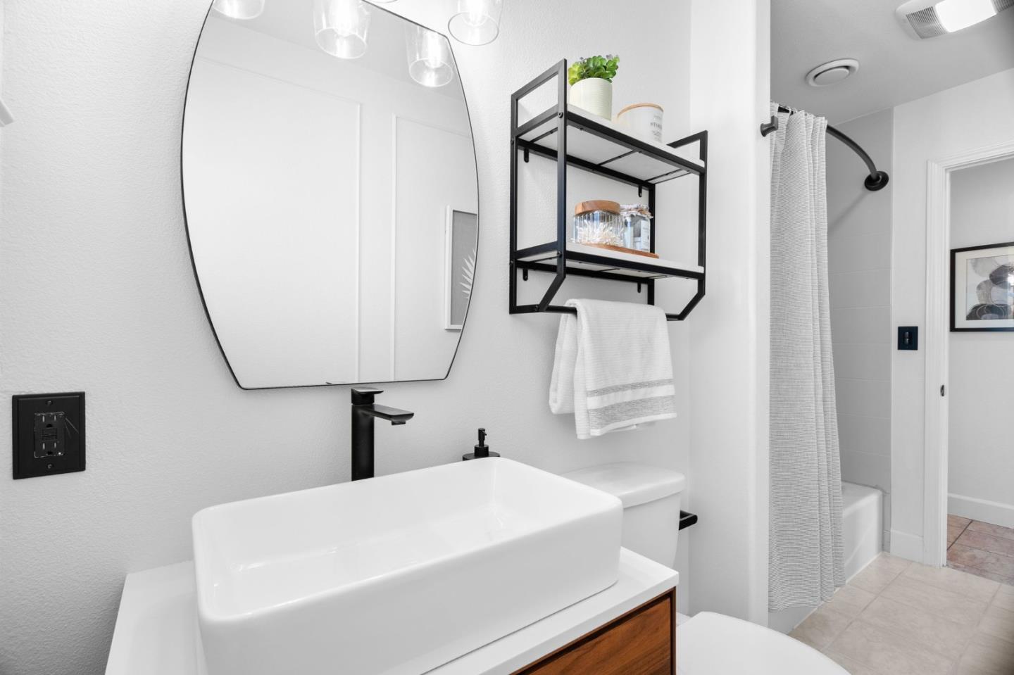 3006 Warrington Avenue