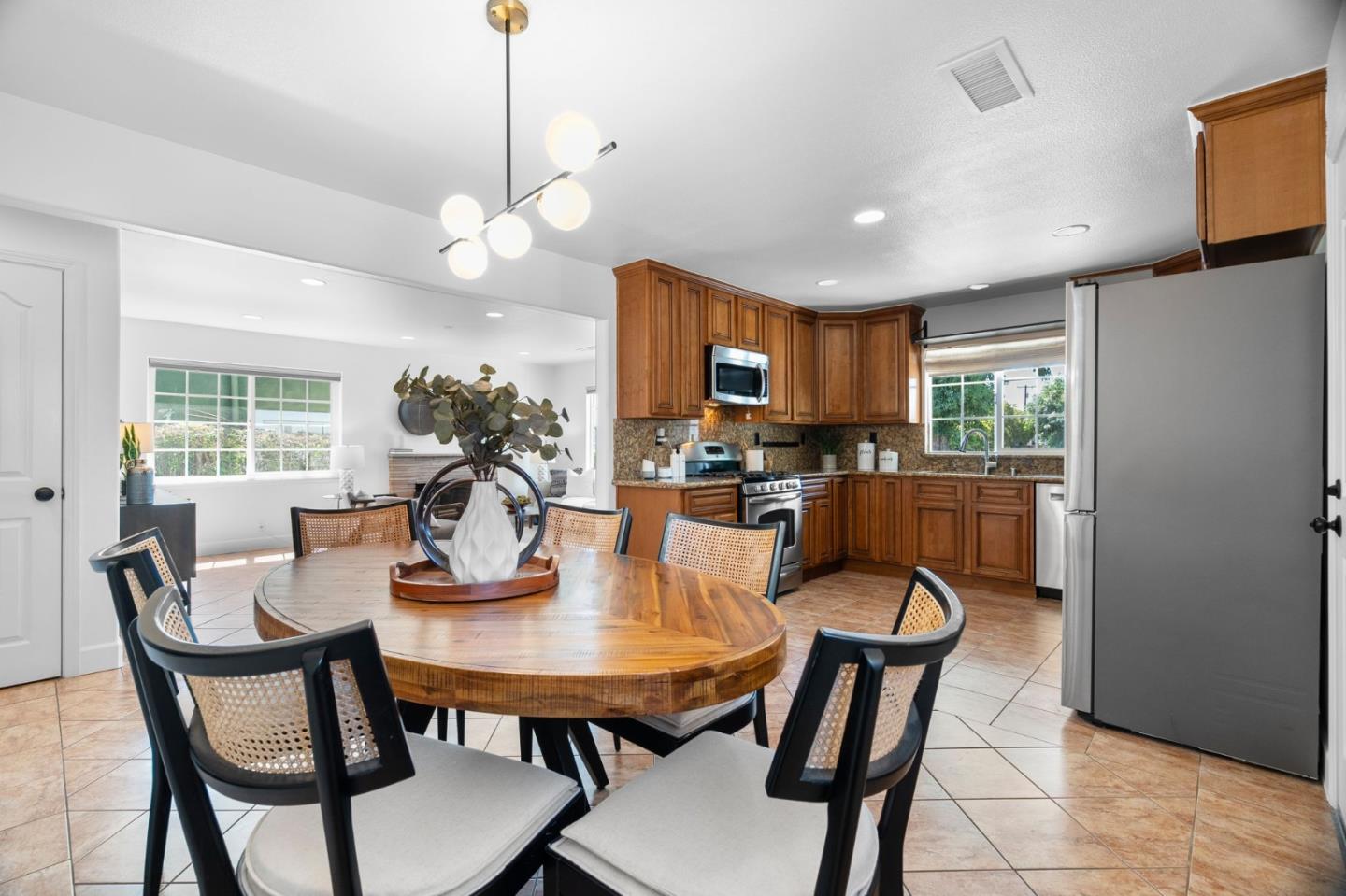 3006 Warrington Avenue