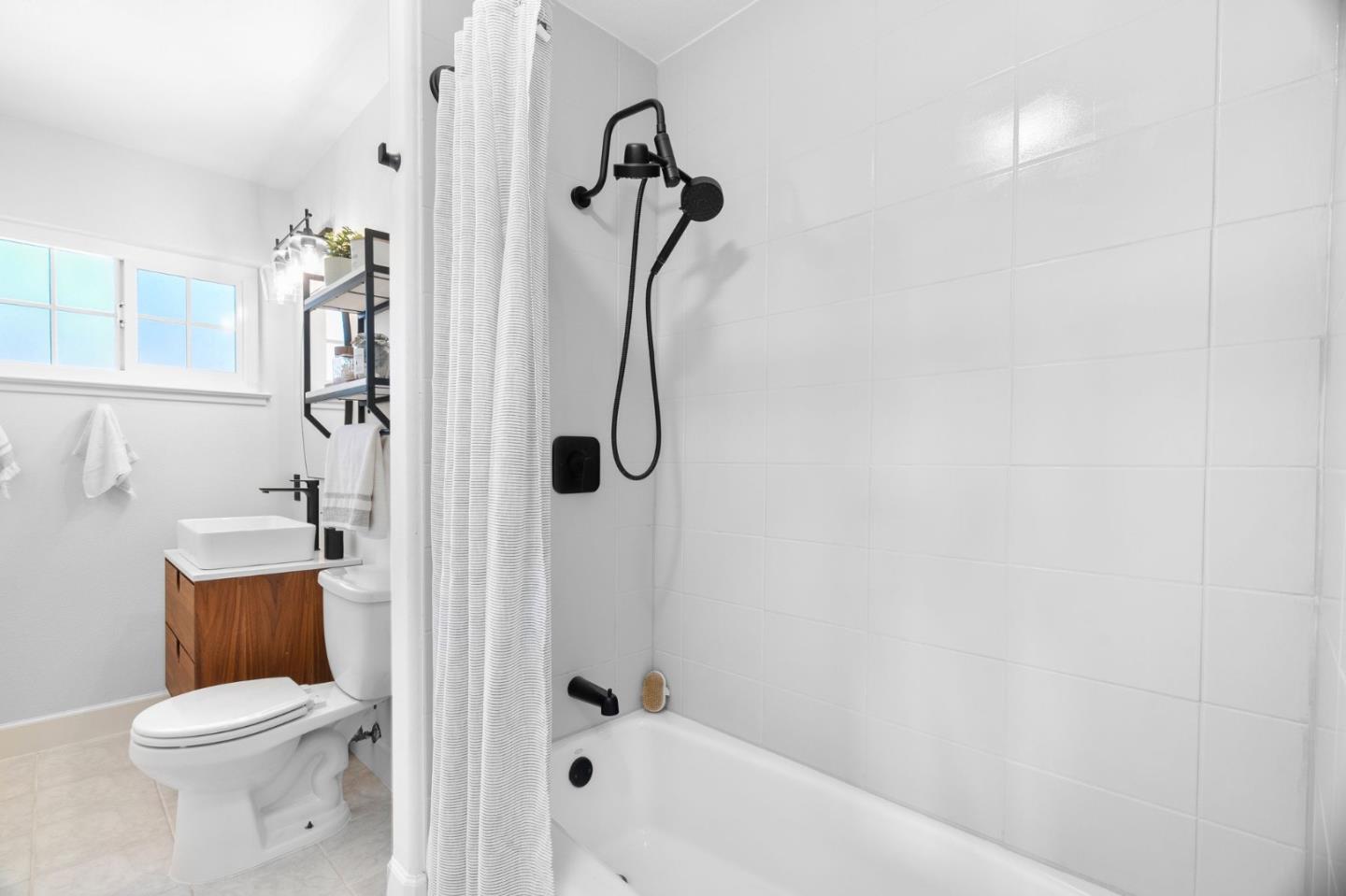 3006 Warrington Avenue