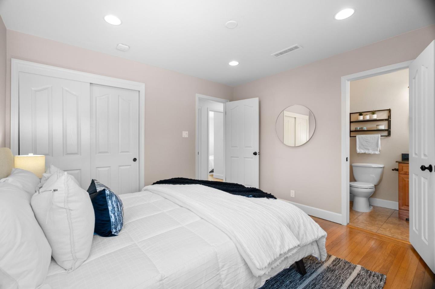 3006 Warrington Avenue