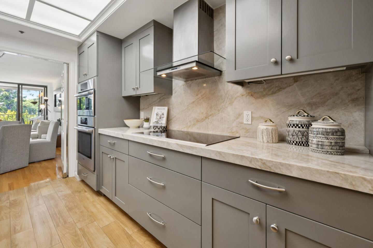 555 Laurel Avenue 314