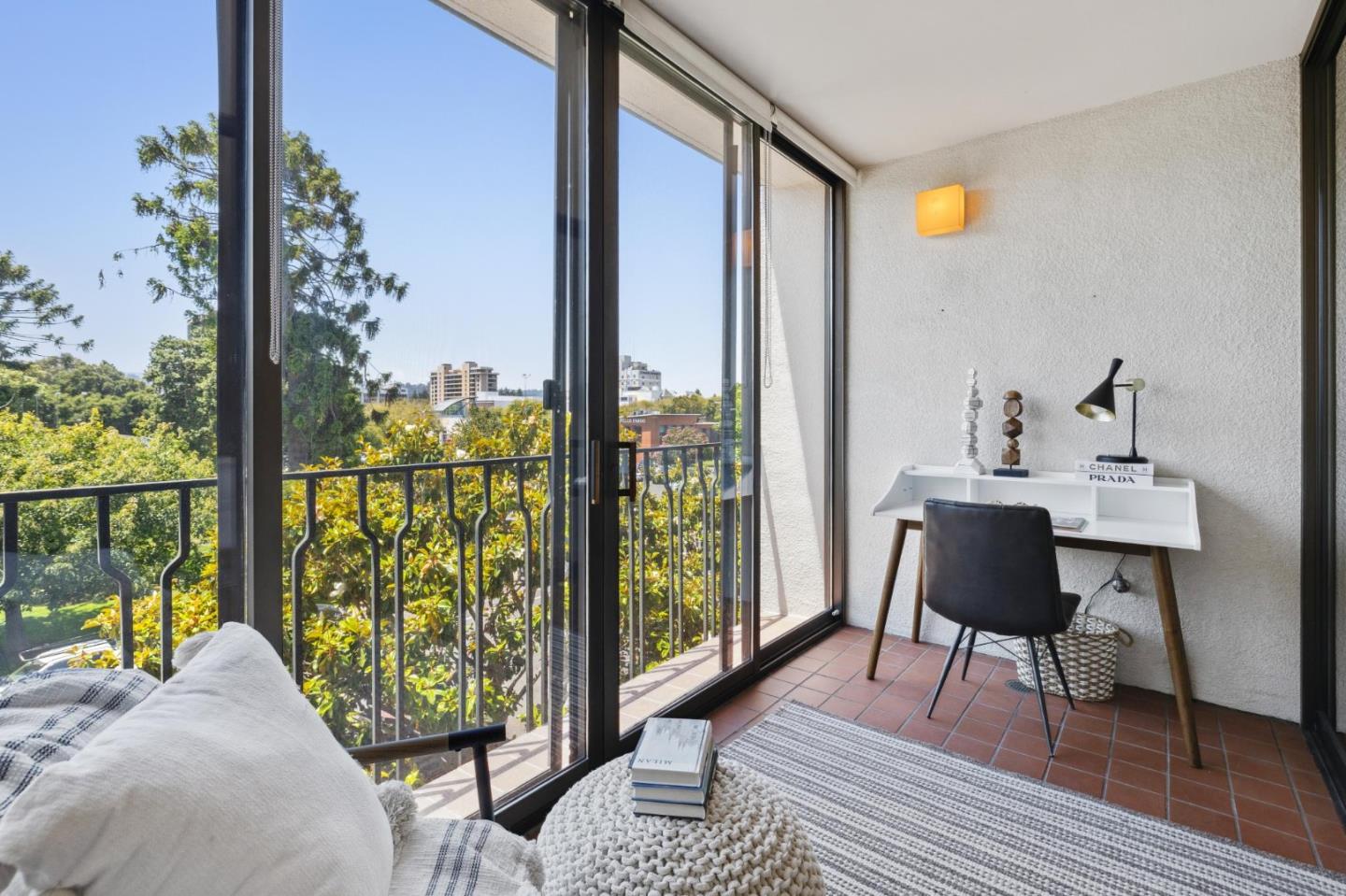 555 Laurel Avenue 314