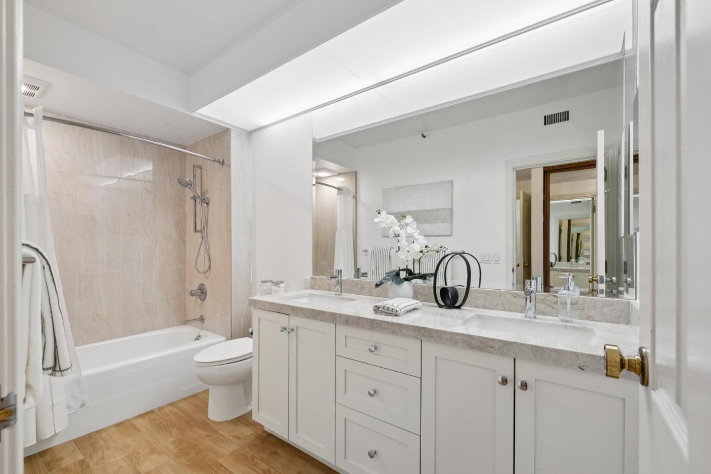 555 Laurel Avenue 314