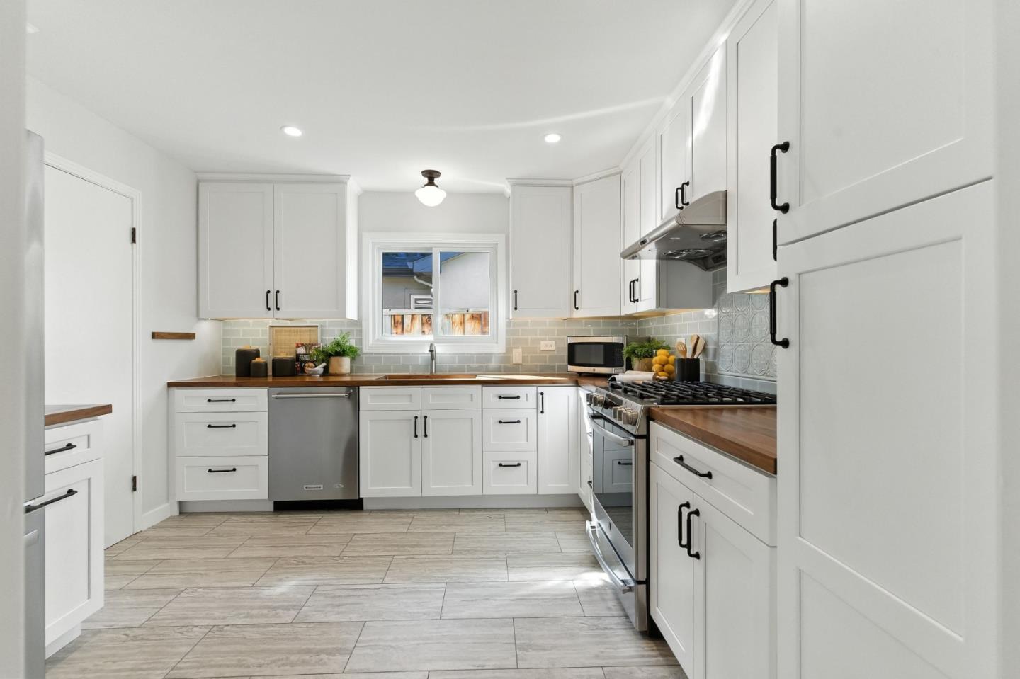 230 Rutherford Avenue