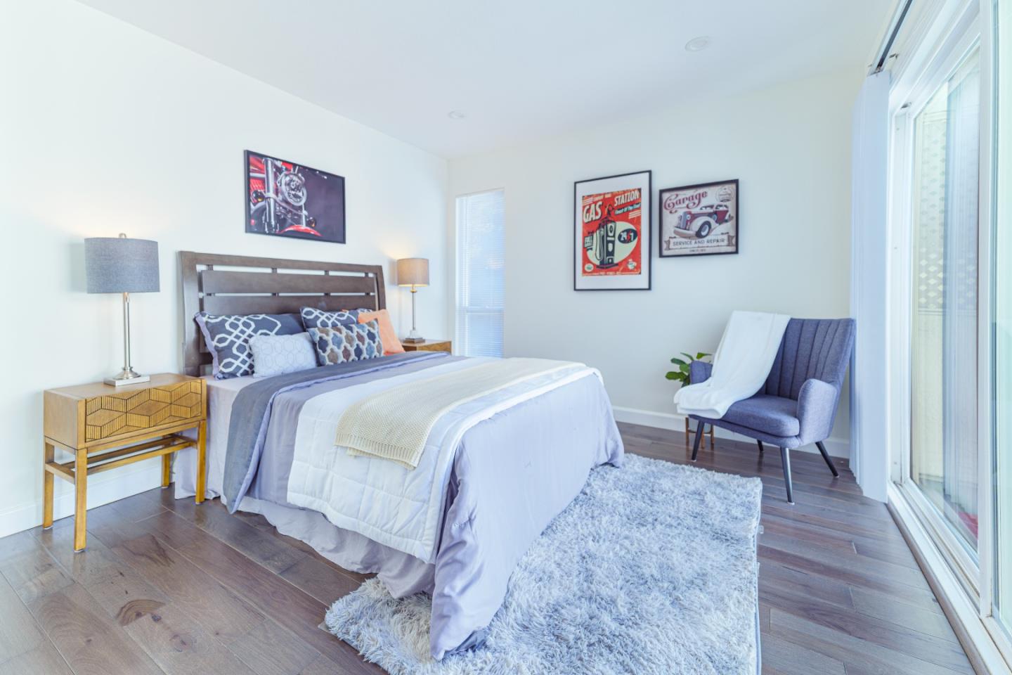 1919 Alameda De Las Pulgas 26