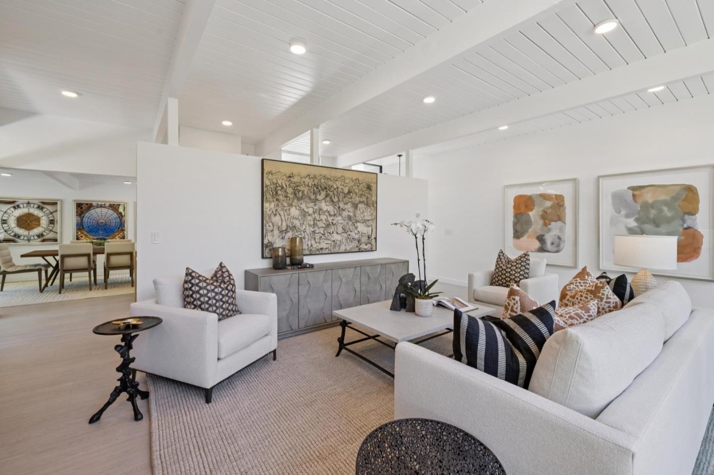 1651 Lexington