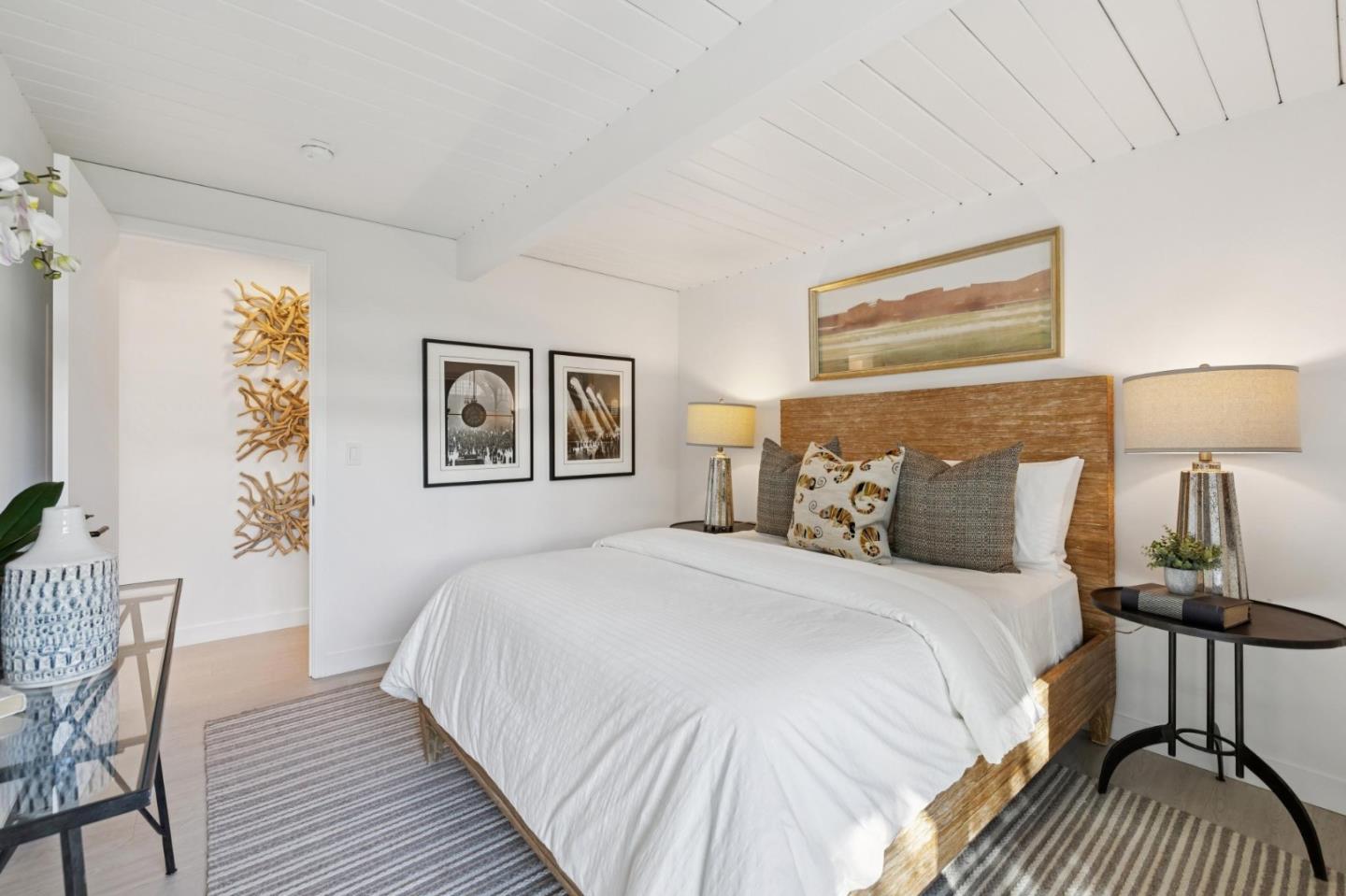 1651 Lexington