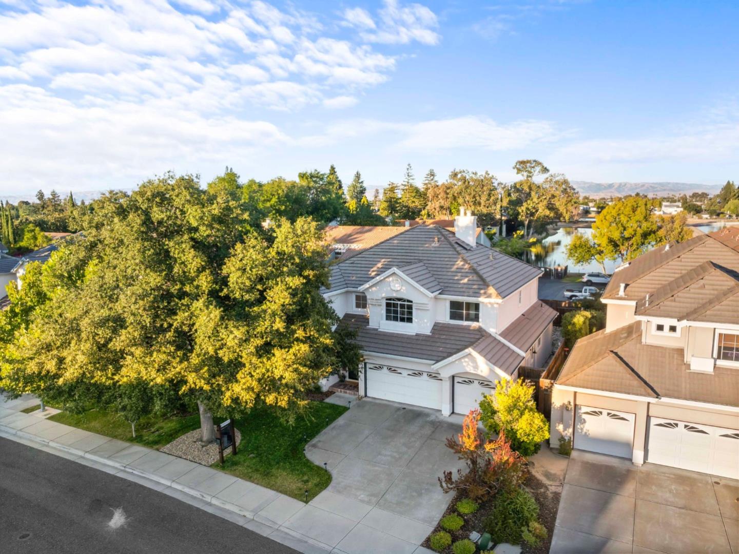 904 Capri Drive
