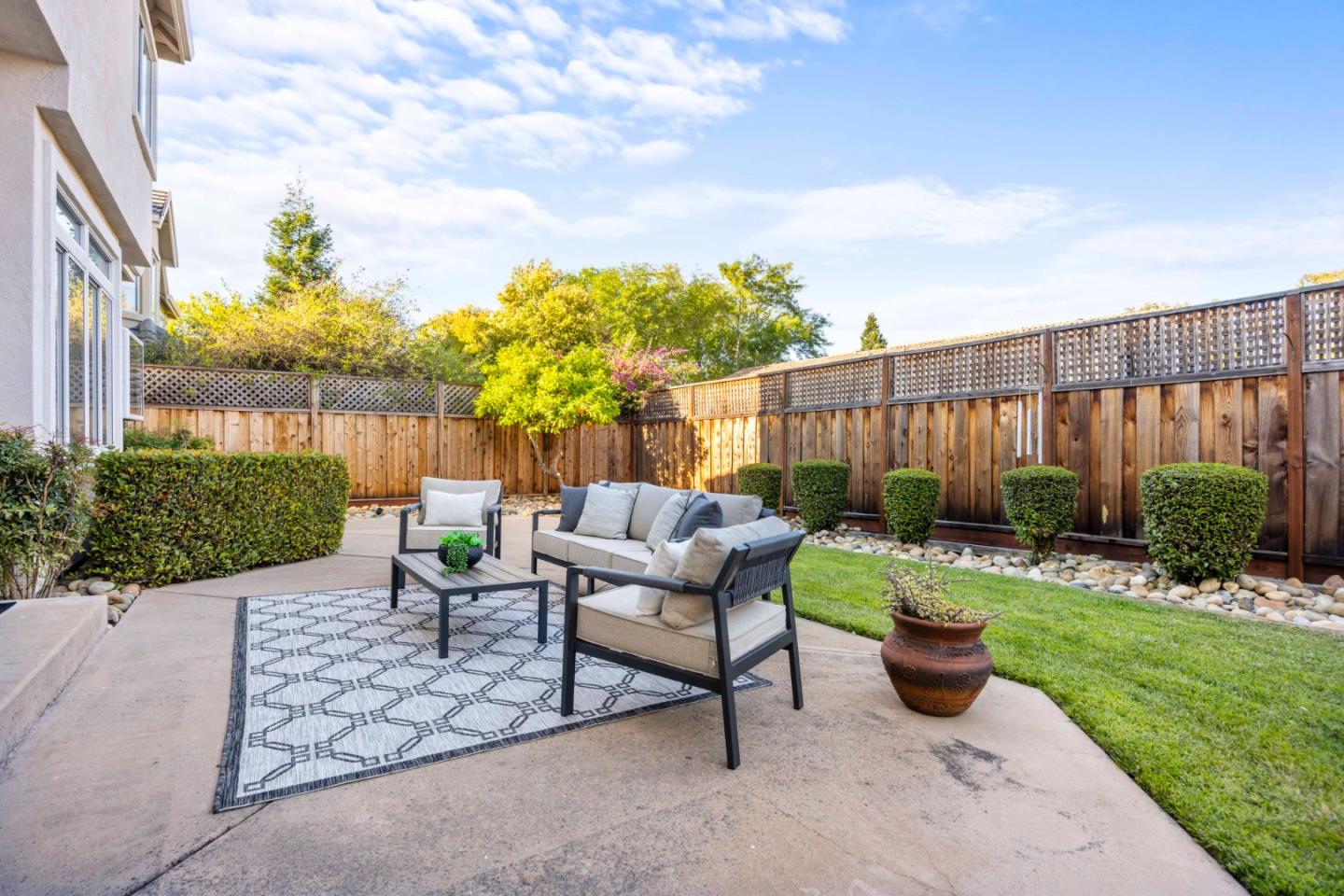 904 Capri Drive