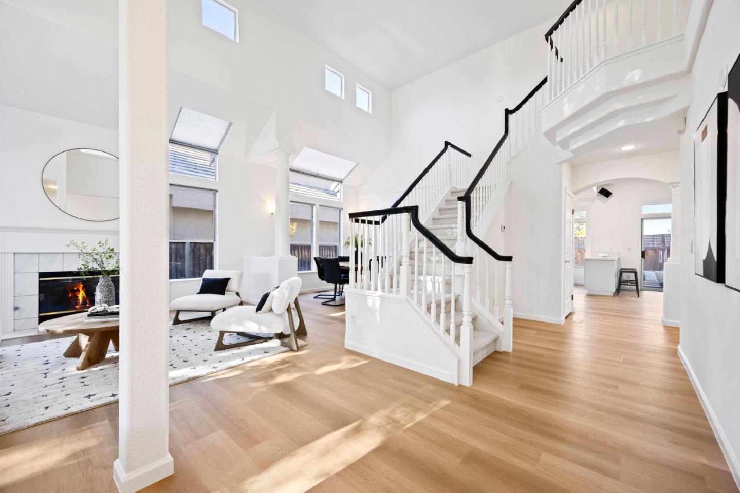 904 Capri Drive