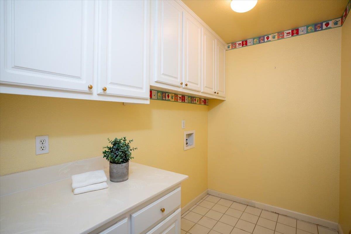 25 Windcrest Lane
