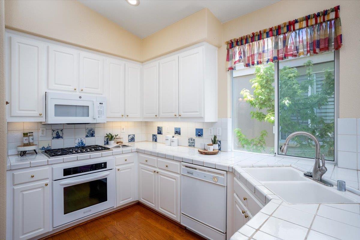 25 Windcrest Lane