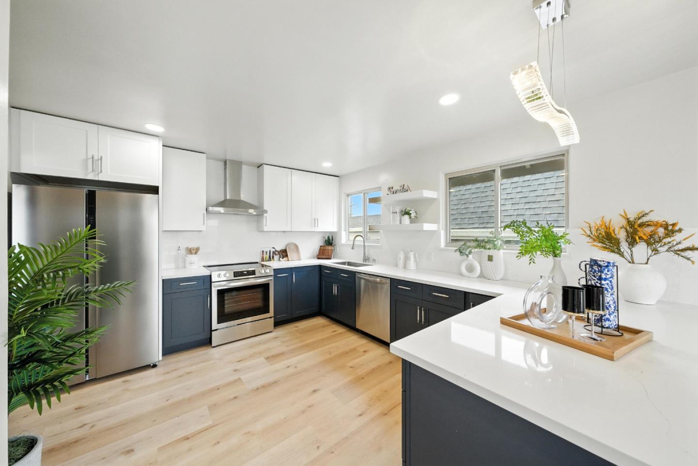 362 Lakeshire Drive