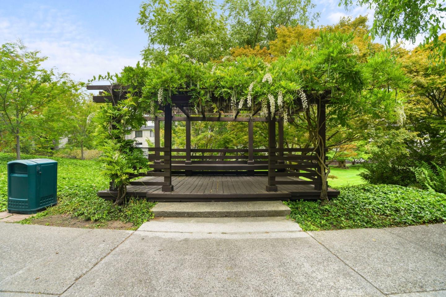 1102 Shelter Creek Lane