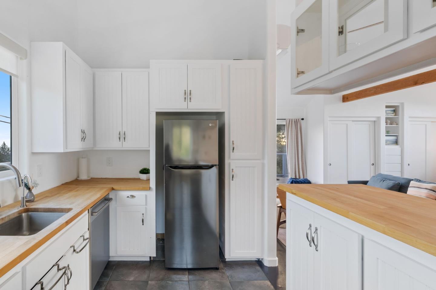 2583 Trinity Road