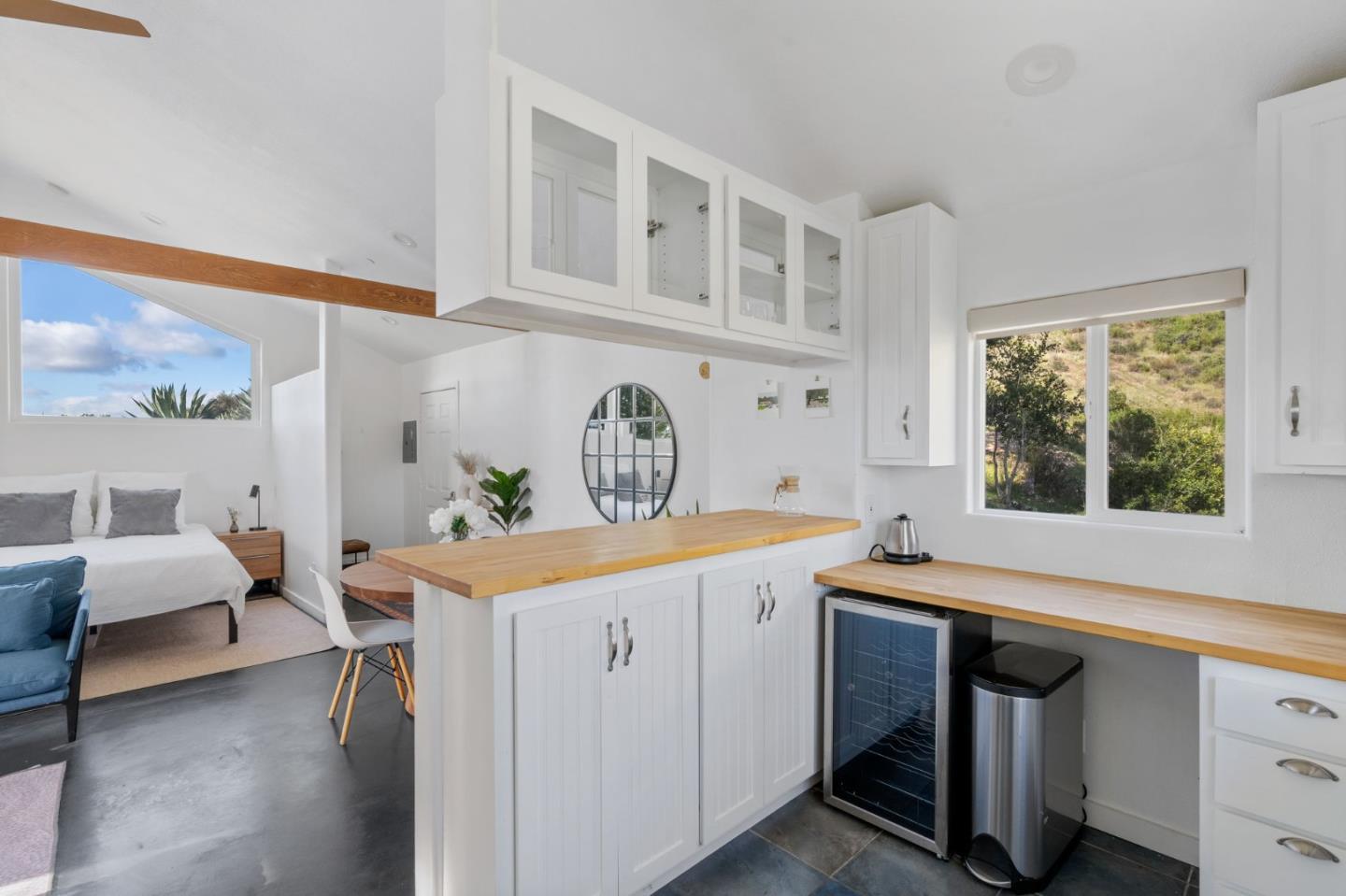 2583 Trinity Road