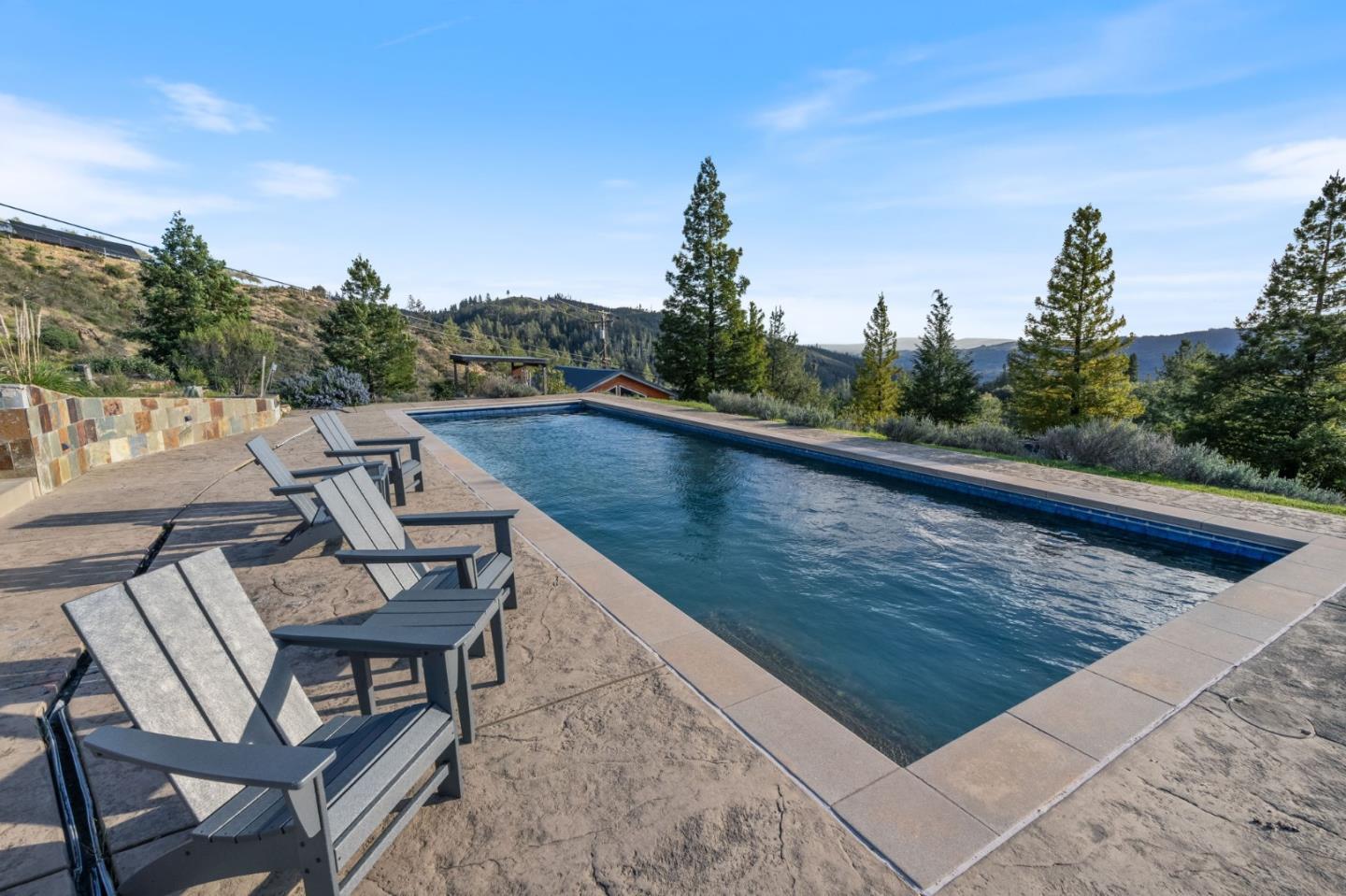 2583 Trinity Road