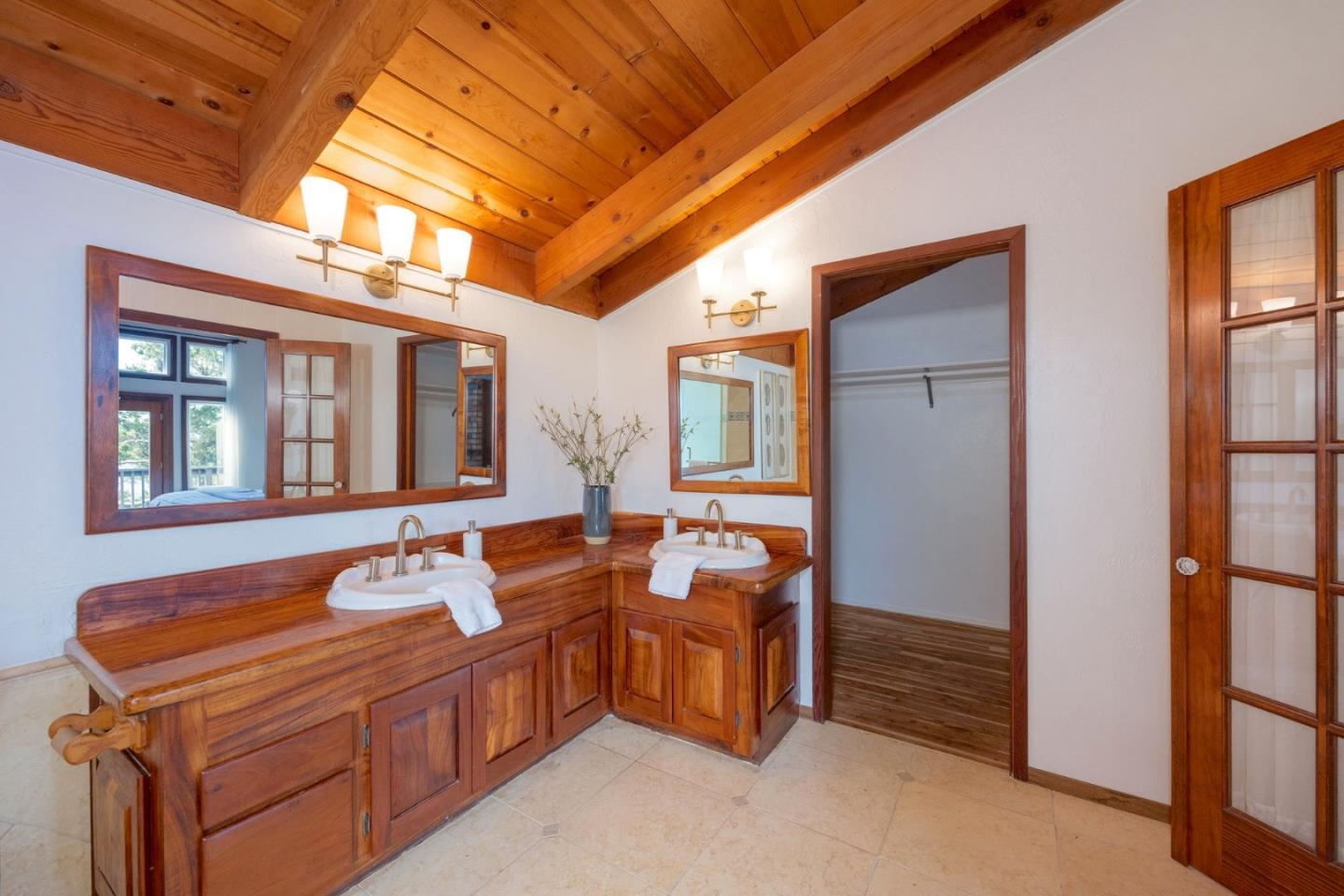 1163 Columbus Street