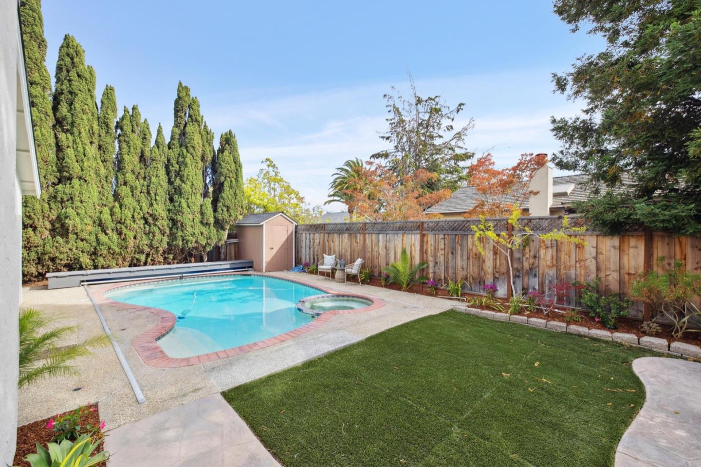 561 Anchor Circle
