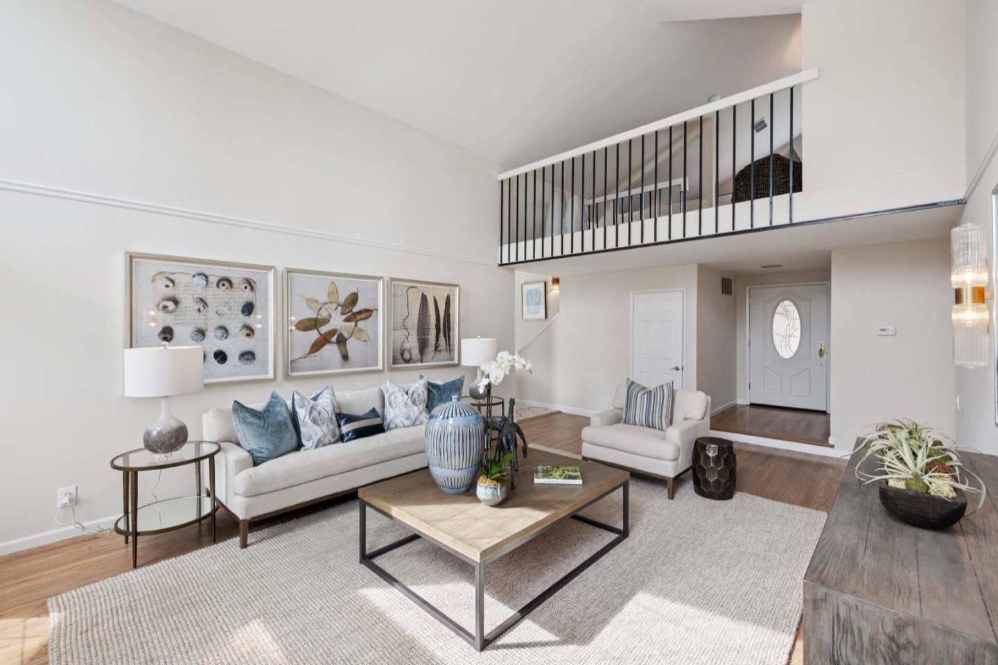 561 Anchor Circle
