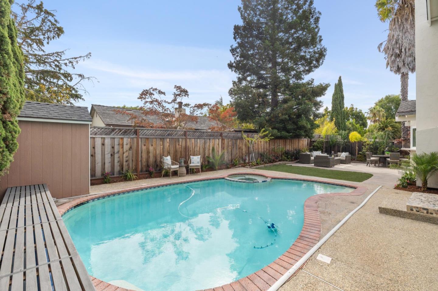 561 Anchor Circle