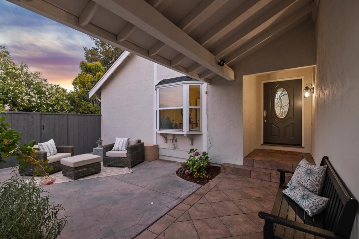 561 Anchor Circle