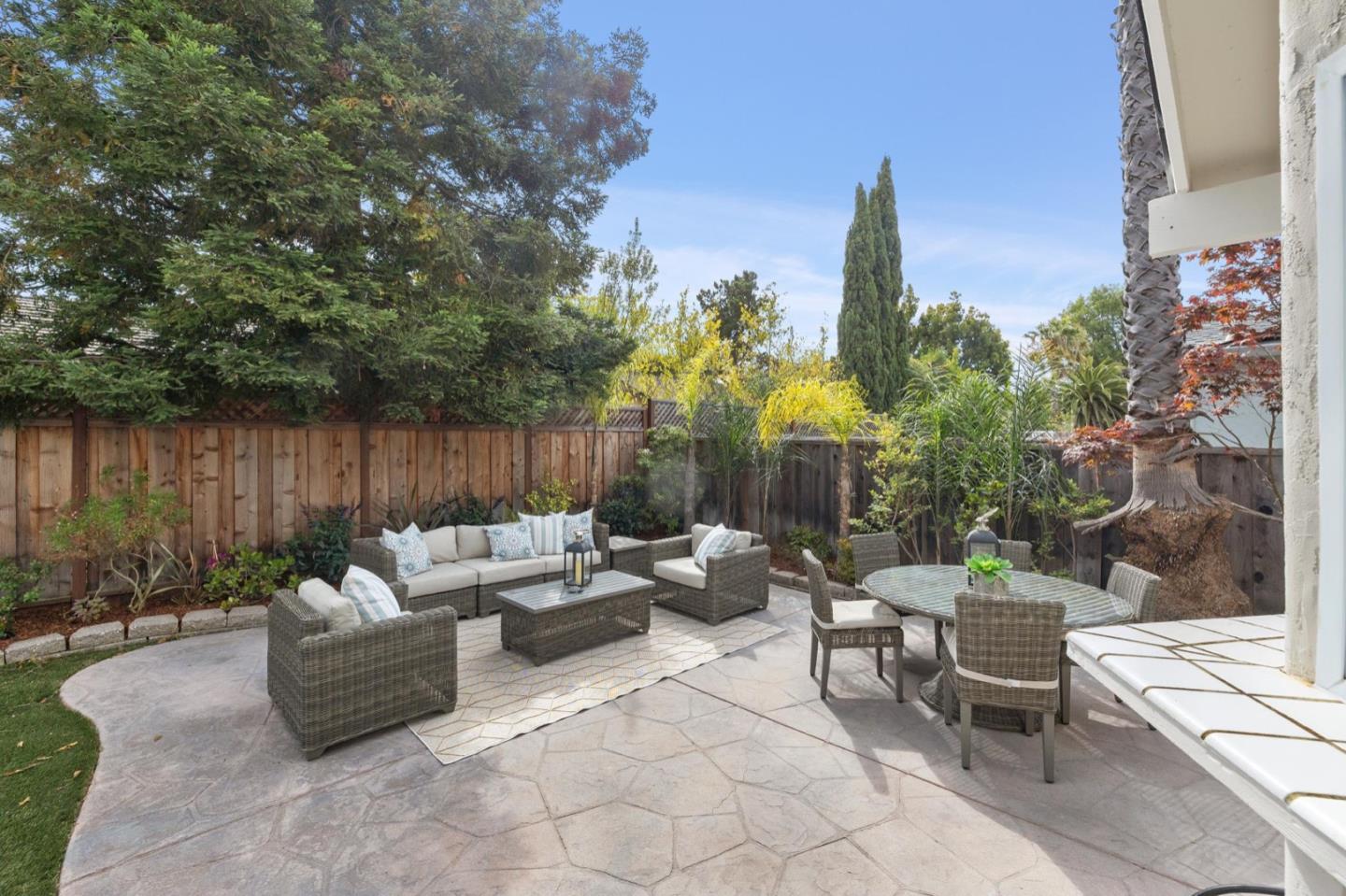 561 Anchor Circle