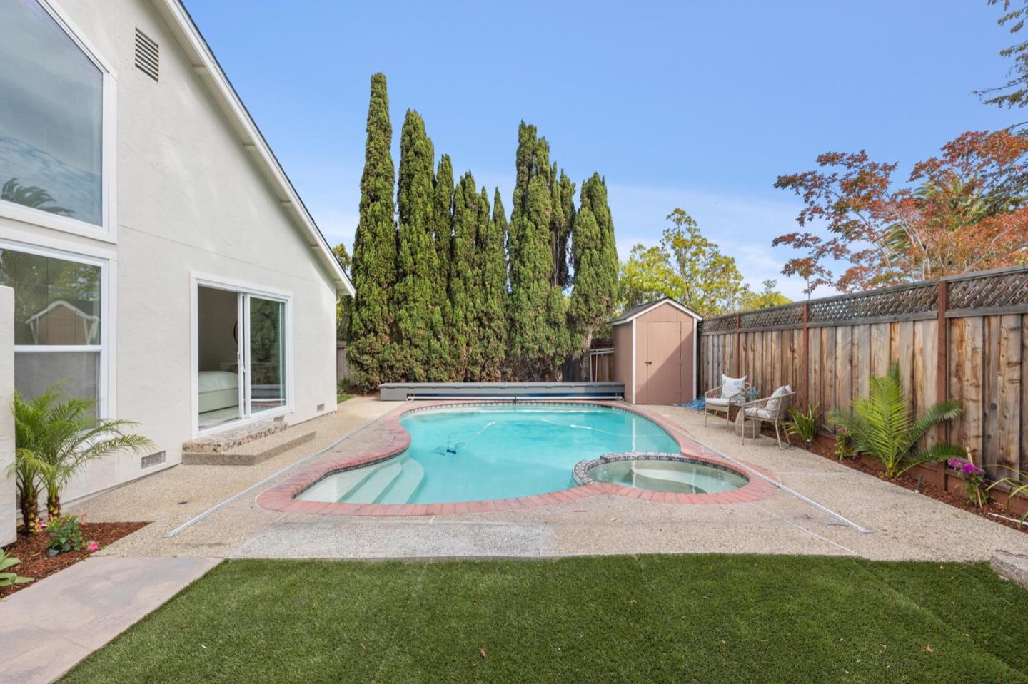 561 Anchor Circle