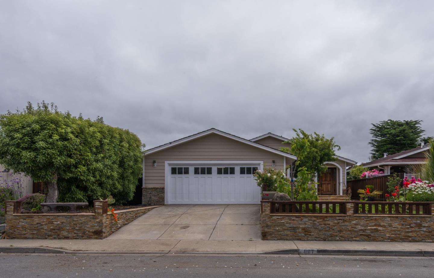 607 Alsace Lorraine Ave