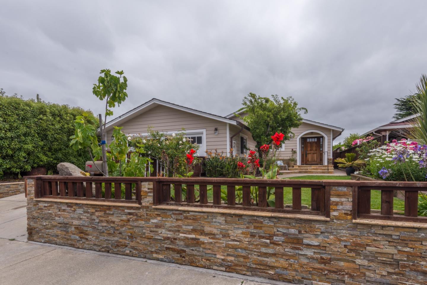 607 Alsace Lorraine Ave