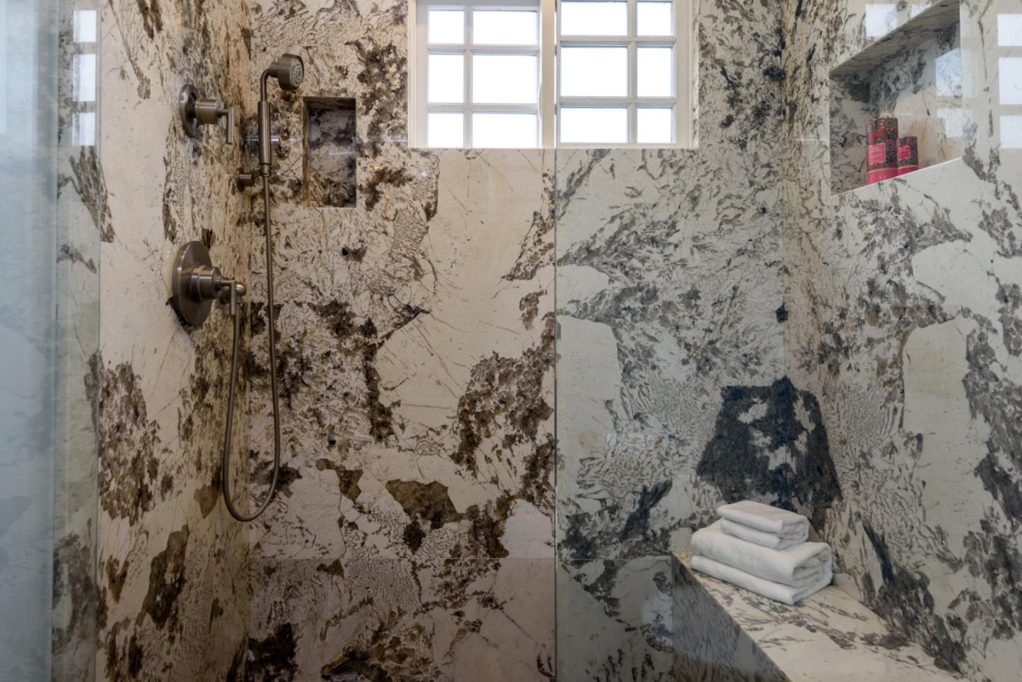 607 Alsace Lorraine Ave