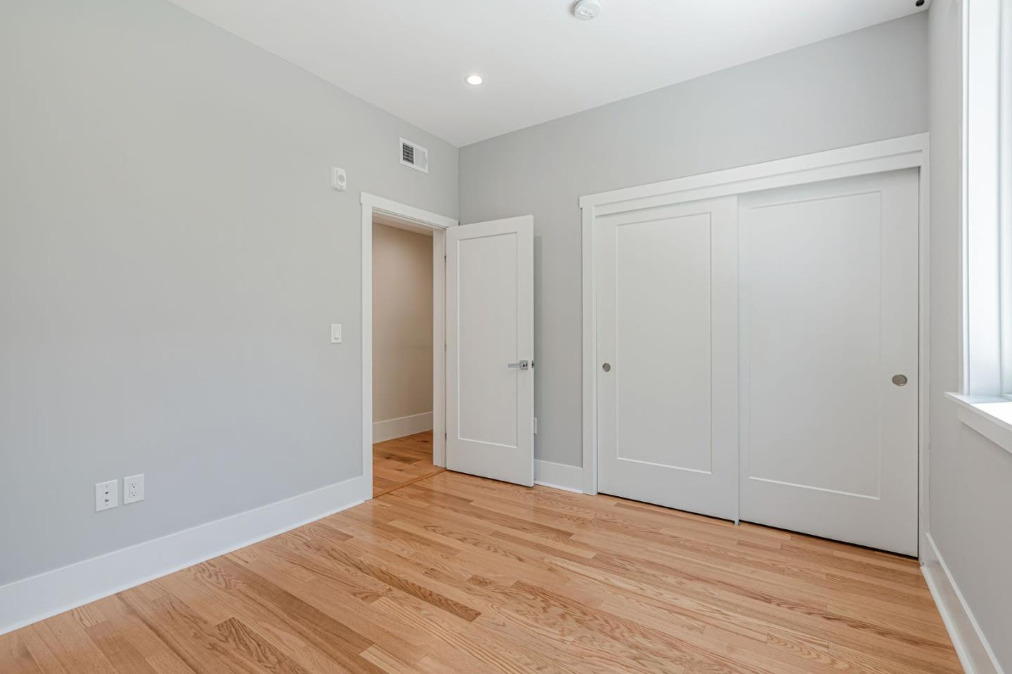 1667 Avenue 301