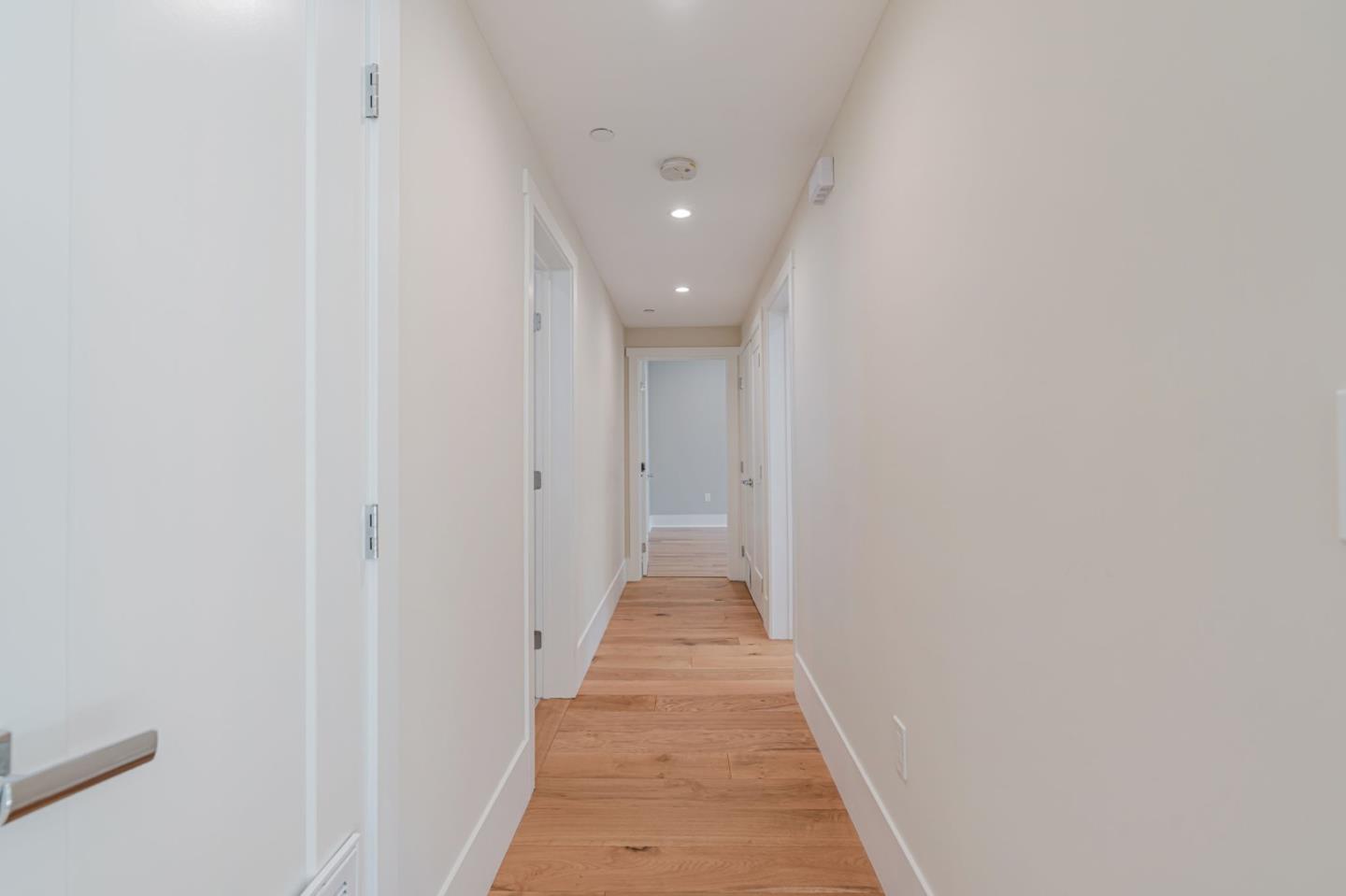 1667 Avenue 301