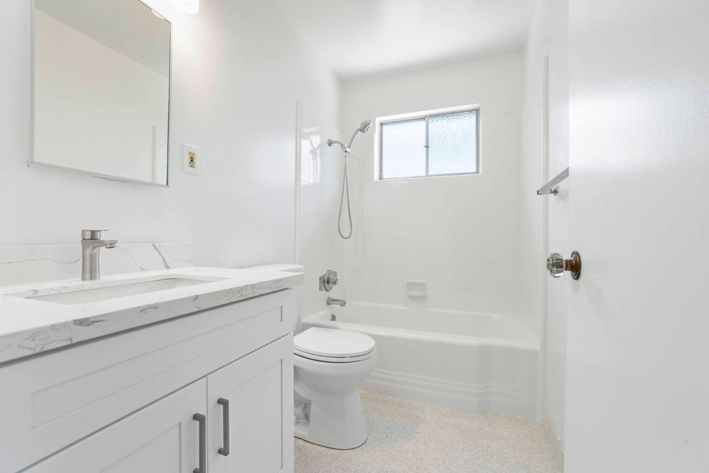 1002 South Delaware Street