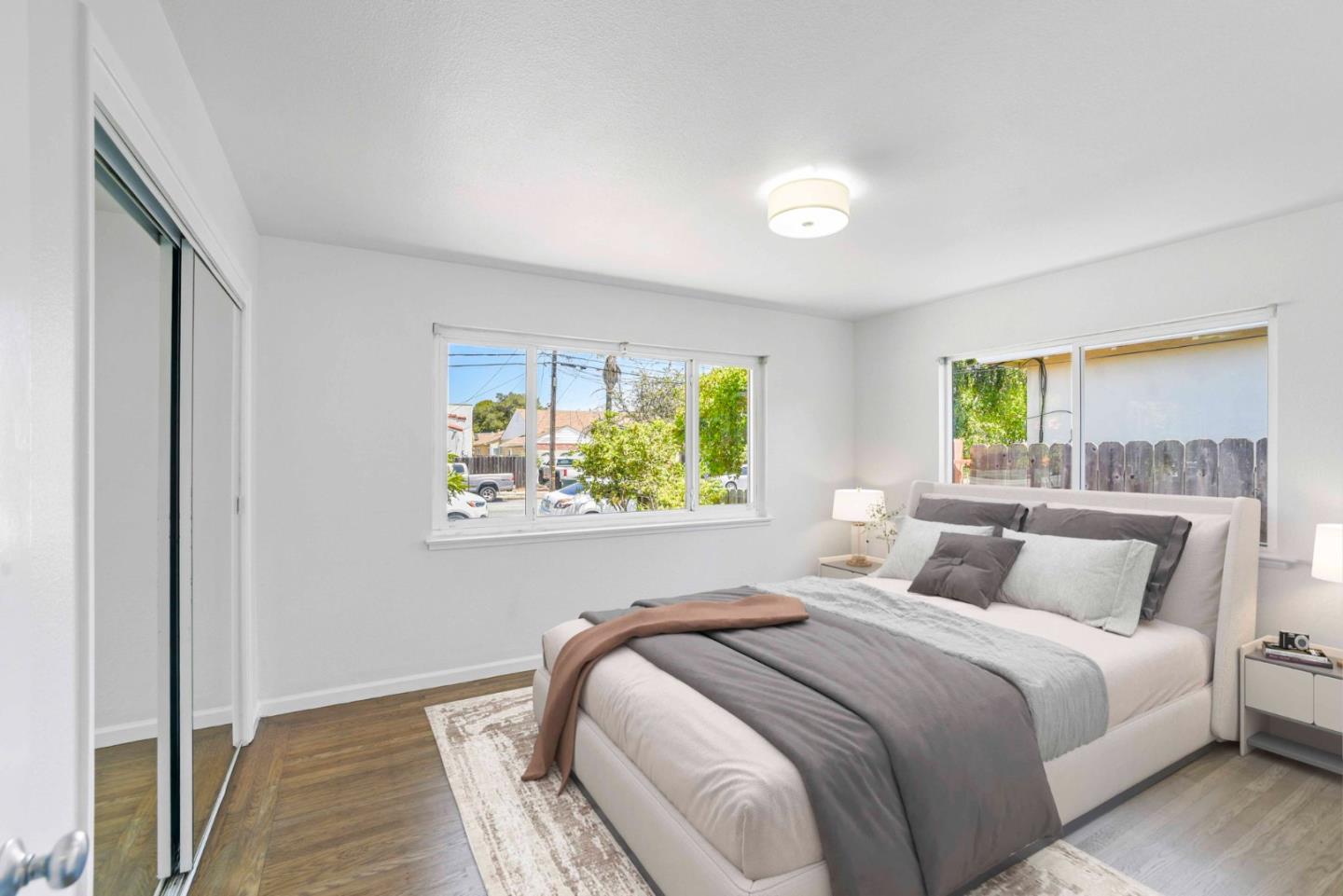 1002 South Delaware Street