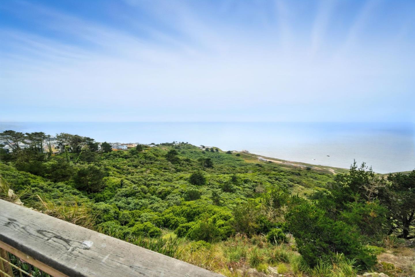 896 Skyline Drive