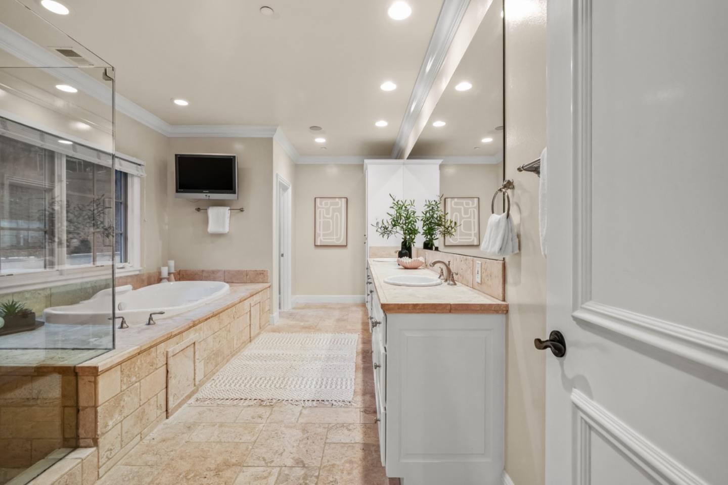 2855 Churchill Drive